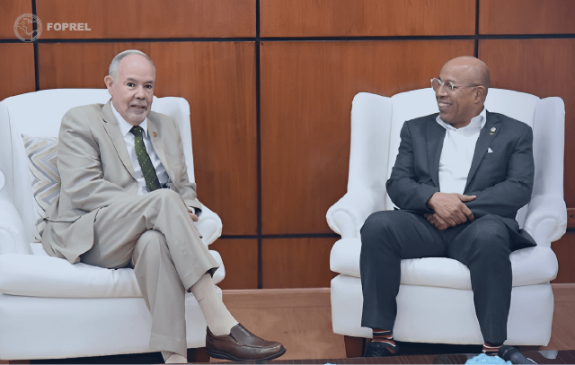 HD. Alfredo Pacheco Osoria, Presidente de la Cámara de Diputados de República Dominicana, recibe a funcionarios de la Secretaria Permanente del FOPREL.
