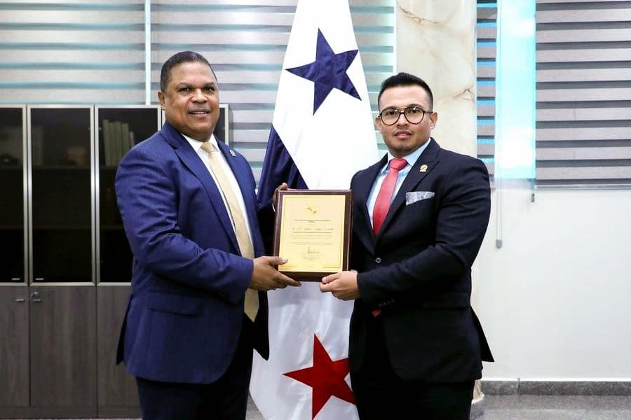 Encuentro con Presidente de la Asamblea Nacional de Panamá